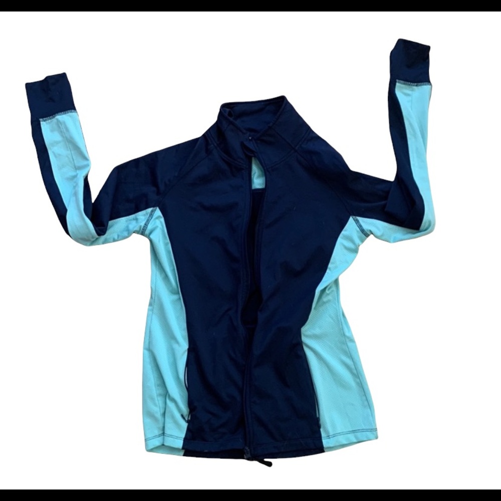 Lightweight workout jacket